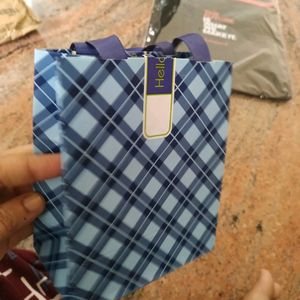 Small Gifting Bag 4