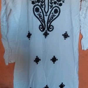 Chikankari White Kurti