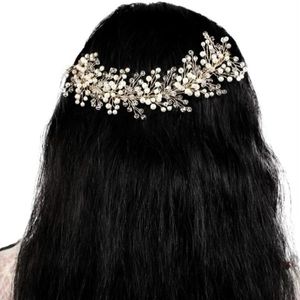 Crystal Floral Hair Accessories In Base Golden