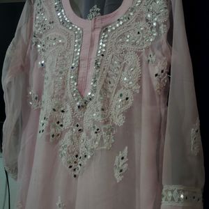 Lucknowi Chikankari Kurta With Inner Size issue