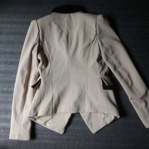 Sophisticated High Quality Korean Coat For Her