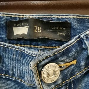 Levis Jeans Demi Curve Size 28 Blue