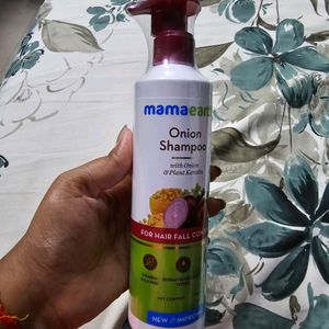 Mamaearth Onion Shampoo