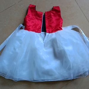 Red And White Kids Dress. Size 16