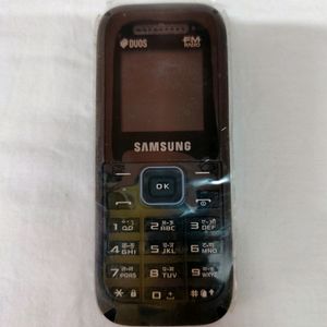 Samsung Guru FM Plus Keypad Mobile Phone