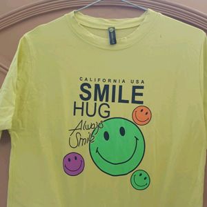 Women's Printed Smile Hug Half Sleeves Tshirt