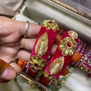 Rani Pink Velvet bangle set