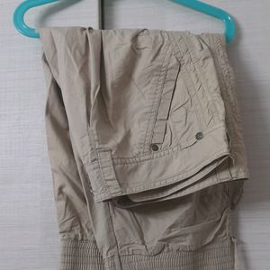 3/4rth Trousers Cream Color