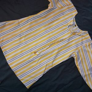 Beautiful Yello Top