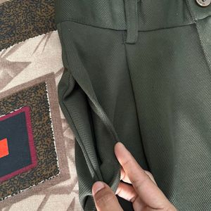 OLIVE GREEN TROUSER