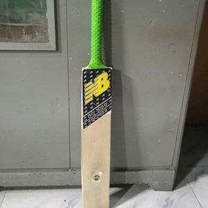 NB (New Balance) Popular Willow DC 680 Cricket Bat