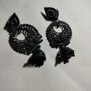 Set Of 2 Oxidised Earrings