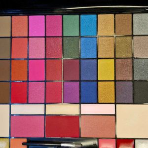 Hilary Rhoda Eye Shadow Pallette