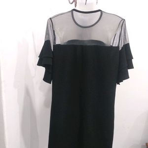 Black Bell Sleeves Shift Dress