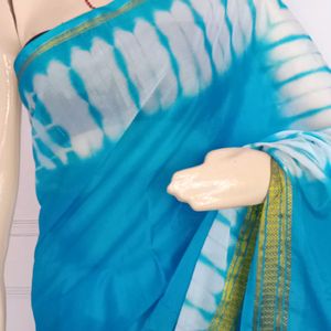 Preloved Tie And Die Saree With Golden Border