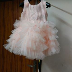 Beautiful Frock for your girl 2-3 yrs