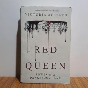 Red Queen by Victoria Aveyard