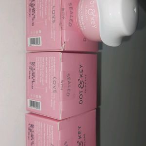 3- Dot & Key Retinol+Ceramide Night Repair Cream