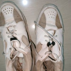 Women White Shoes