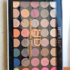 SwissBeauty Eyeshadow Palette And SugarPop Sponge