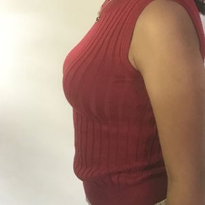 knitted sleeveless sweater