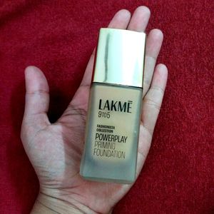 Lakme 9 To 5 Fashionista Collection