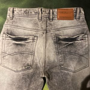 Tommy Hilfiger, Off White Denim Jeans