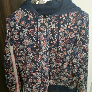 Negotiable Woman Navy Blue Jacket