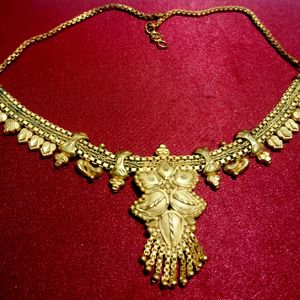 Beautiful necklace Gold Plated For girls And Women