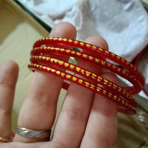 🔴Brand New🔴🔴Red Bangles (Choodiyan)