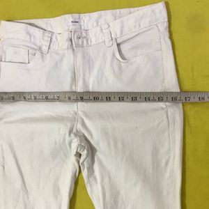 Soft&stretchy White Jeans Waist 28-30