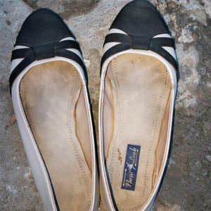 Black Nd White Cut Shoe For Women