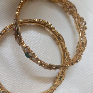 Pearl Kundan Bangles