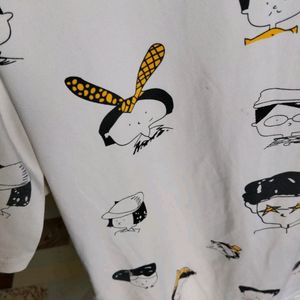 White Tshirt With Cartoon Print