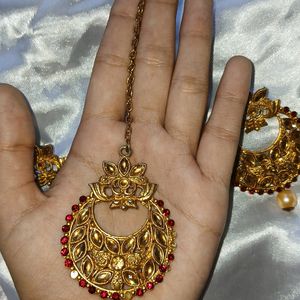 Maangtika and Earring Set