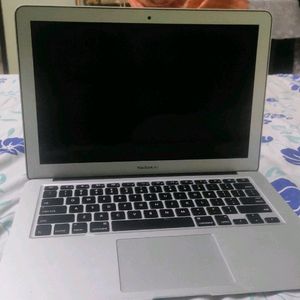 Apple Macbook 🍎 Air For Sale 💯 With Adapter