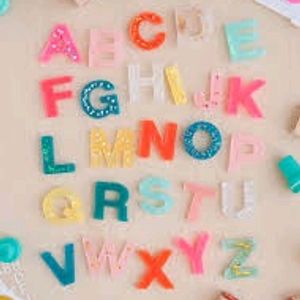 Eenfnety ™ A To Z Alphabetical  Resin Letters For Decoration