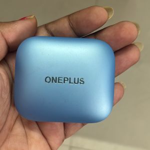 One Plus 3 Original EarPods With Accessories