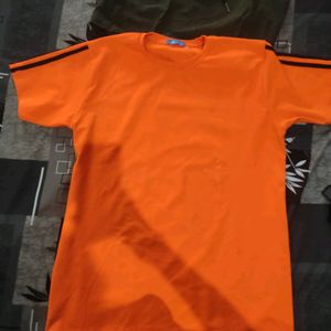 Adidas Tshirt