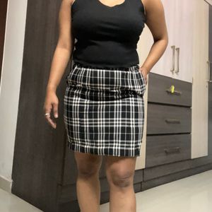 Korean Black And White Check Skirt