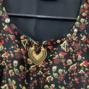 Sleeveless Kurti With Shrug