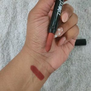 Plum Matte Lip Crayon In Shade 126 Dear Fiery