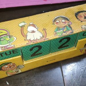 Chumbak Table Desk Calendar