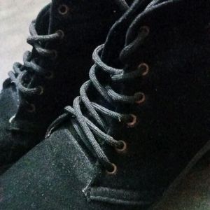 Velvet Black Bootss