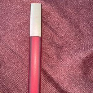 Lakme 9-5 Primer Matte Liquid Lipstick