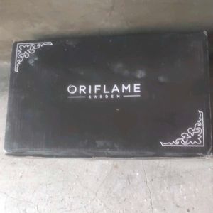 Oriflame Tissue Box