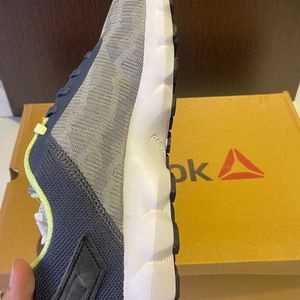 Brand New Reebok Hex Runner LP Shoes