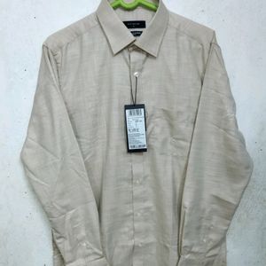 Peter England Premium Cotton Blend Shirt For Man