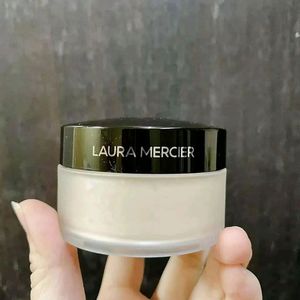 Laura Mercier