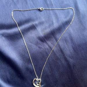 A Beautiful Silver Heart Shaped Chain